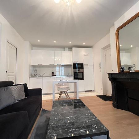 Luxury Appartment, Champs Elysees, Neuf ! Παρίσι Εξωτερικό φωτογραφία