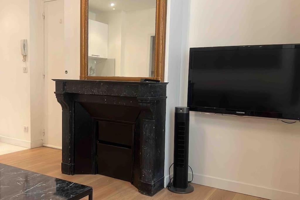 Luxury Appartment, Champs Elysees, Neuf ! Παρίσι Εξωτερικό φωτογραφία