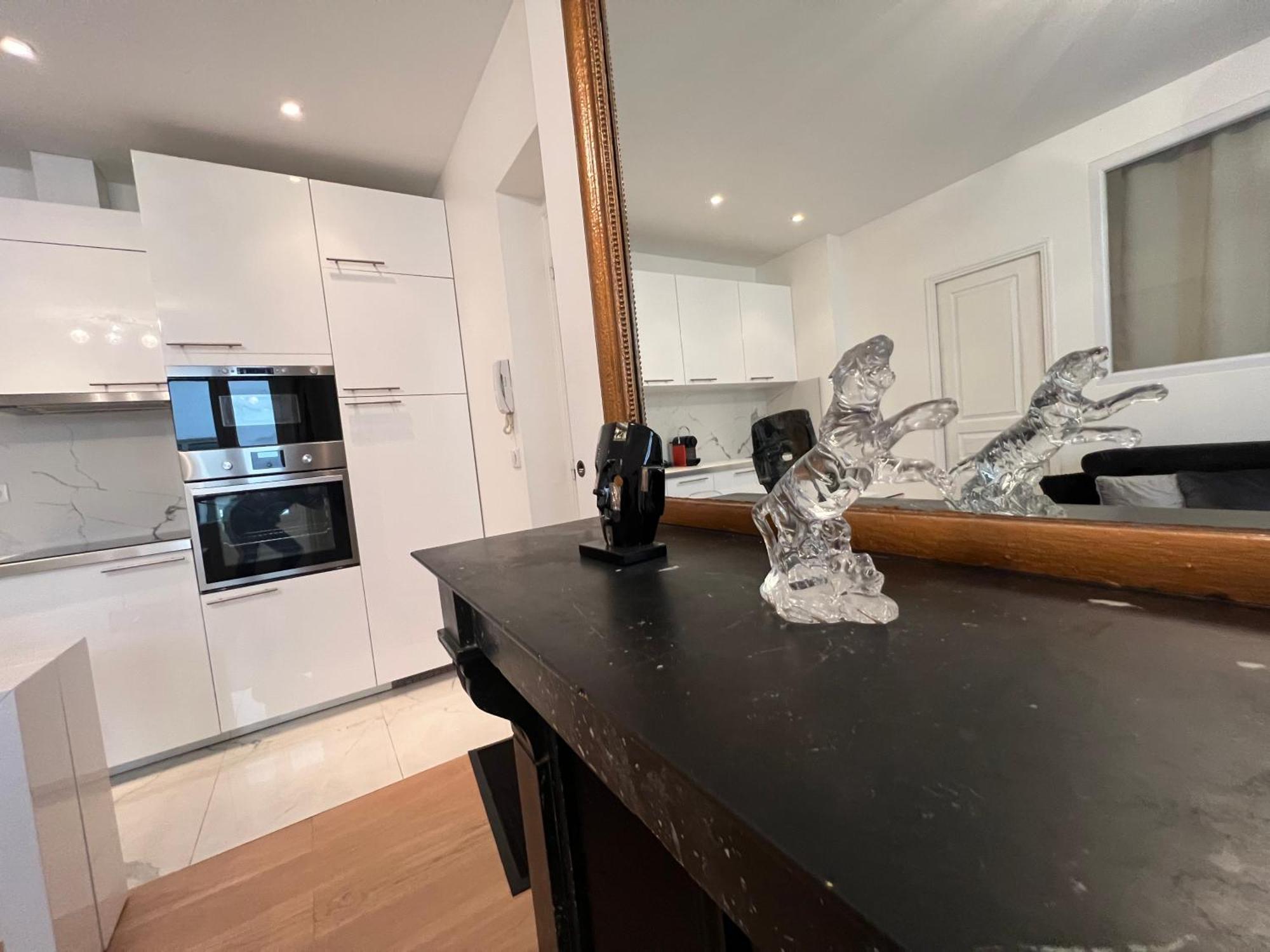 Luxury Appartment, Champs Elysees, Neuf ! Παρίσι Εξωτερικό φωτογραφία